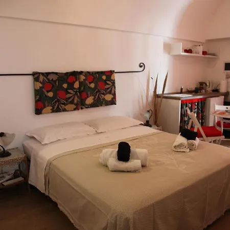 Apartment Monolocale Piano Terra Casa Viola- Loc Breve